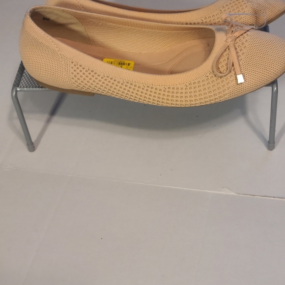 Jellypop Women's Tan Ballet Flats Size 8 NWOT - Picture 3 of 7